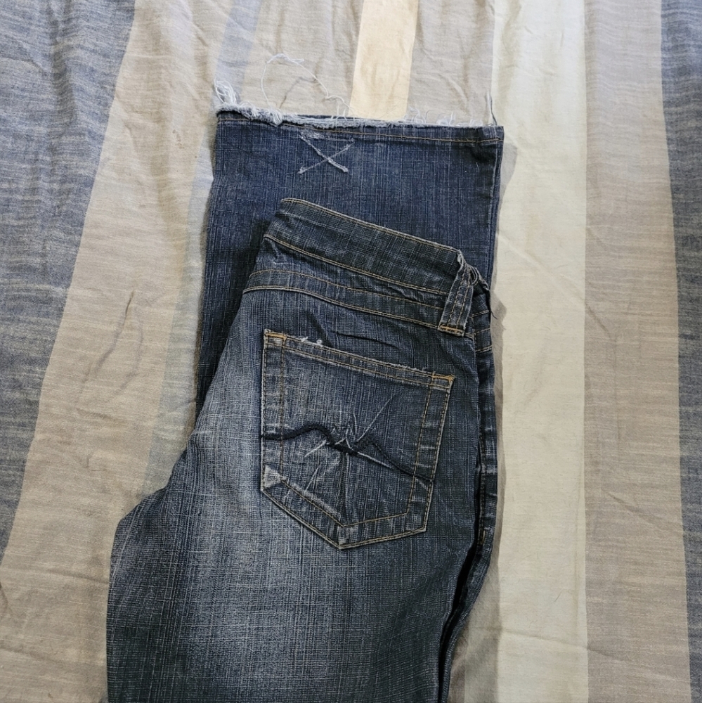 Blue asphalt, size 3